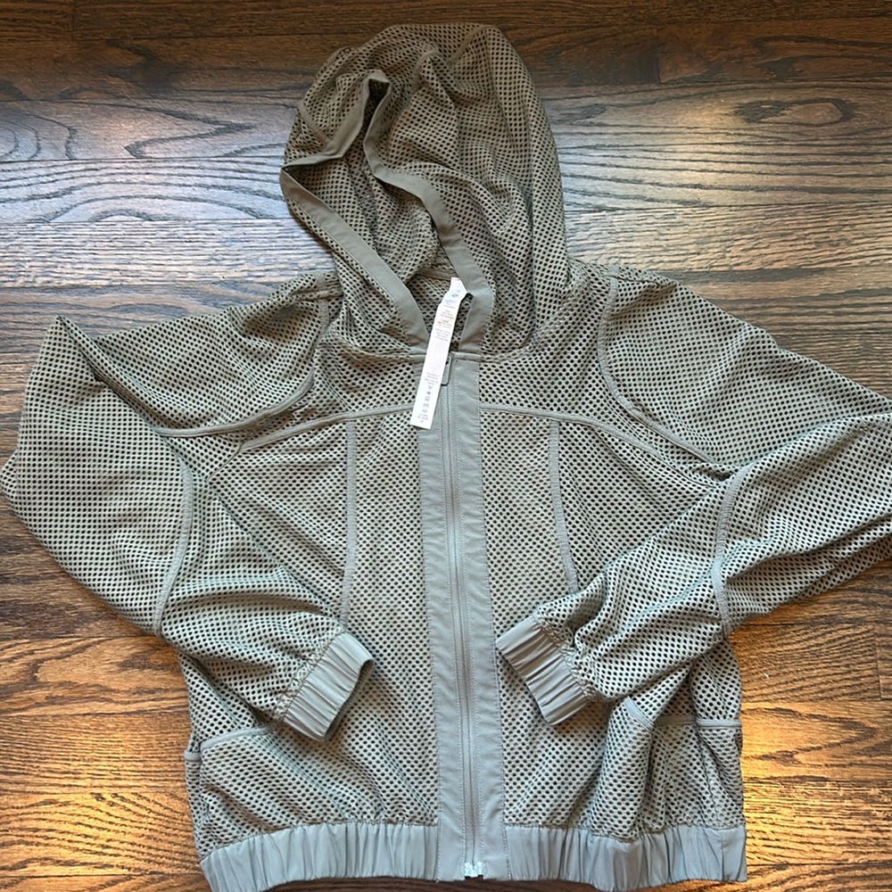 Lululemon Netted Zipper Up Lightweight Jacket - image 1